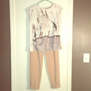 This is a great outfit for work or a night out !